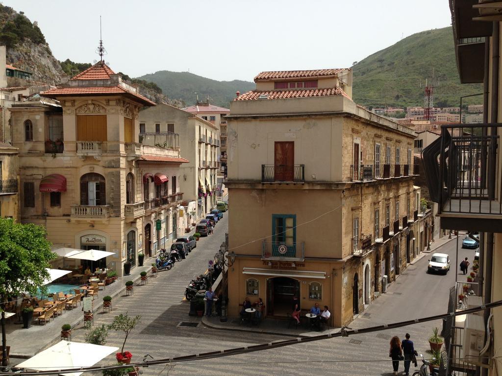 Garibaldi B&B Cefalù Szoba fotó